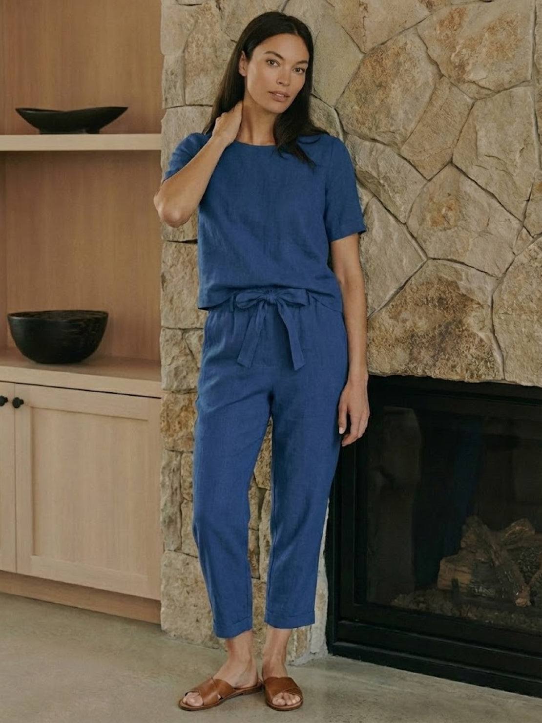 Relaxed monochrome cotton linen set with short-sleeve top and straight-leg pants