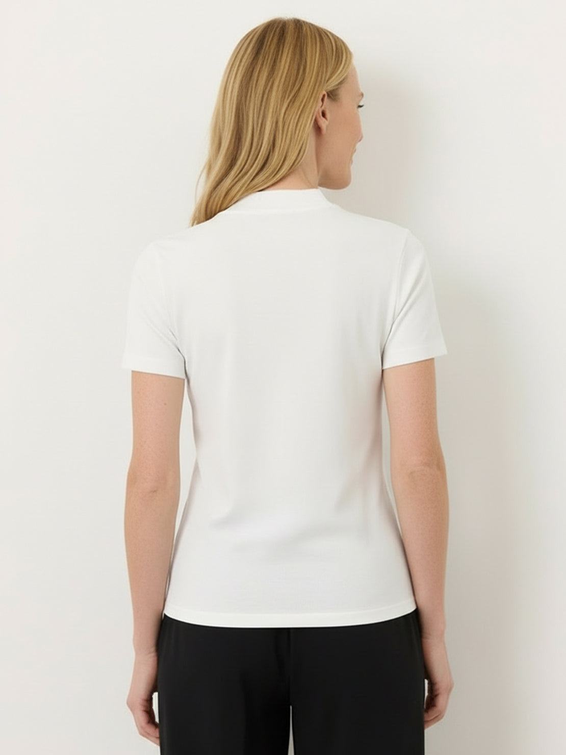 Slim fit short-sleeve mock neck tee made from 100% ultra-fine Merino wool, breathable and wrinkle-resistant