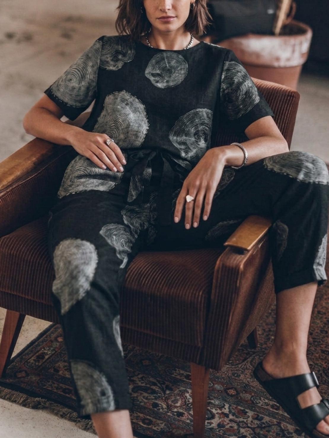 Cotton-linen three-piece set with relaxed short-sleeve top and straight-leg pants in soft breathable fabric