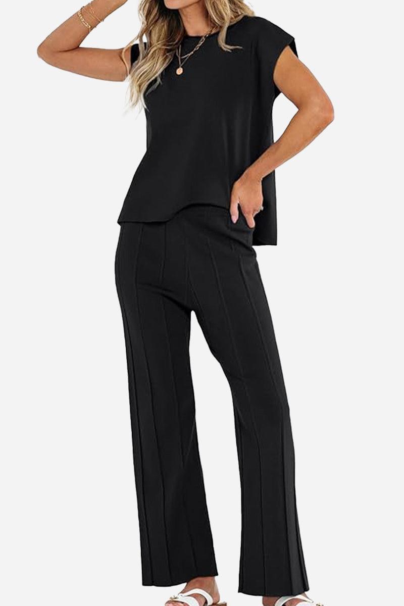 First Class Travel comfortable black two-piece women's set with pleated wide-leg pants and sleeveless top