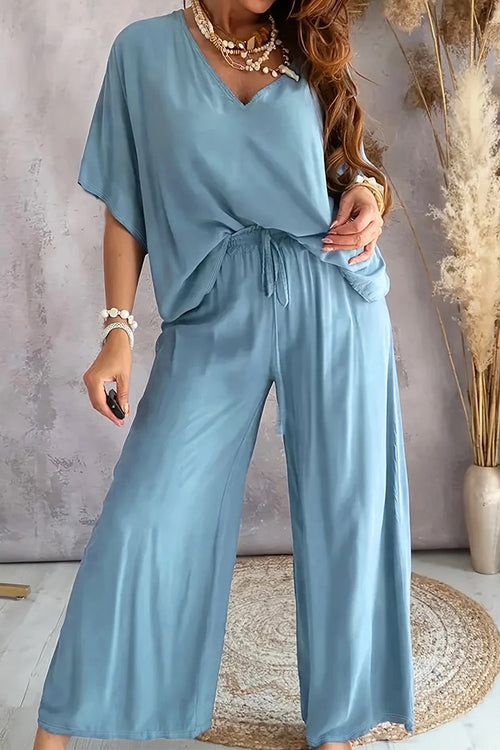 Confidently Chic Two-Piece Pantsuit
