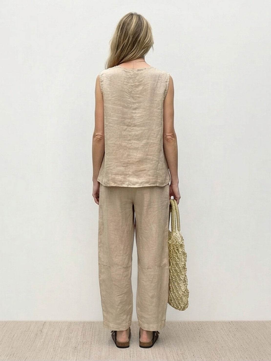 100% cotton crinkle sleeveless co-ord set with tank top and straight-leg pants