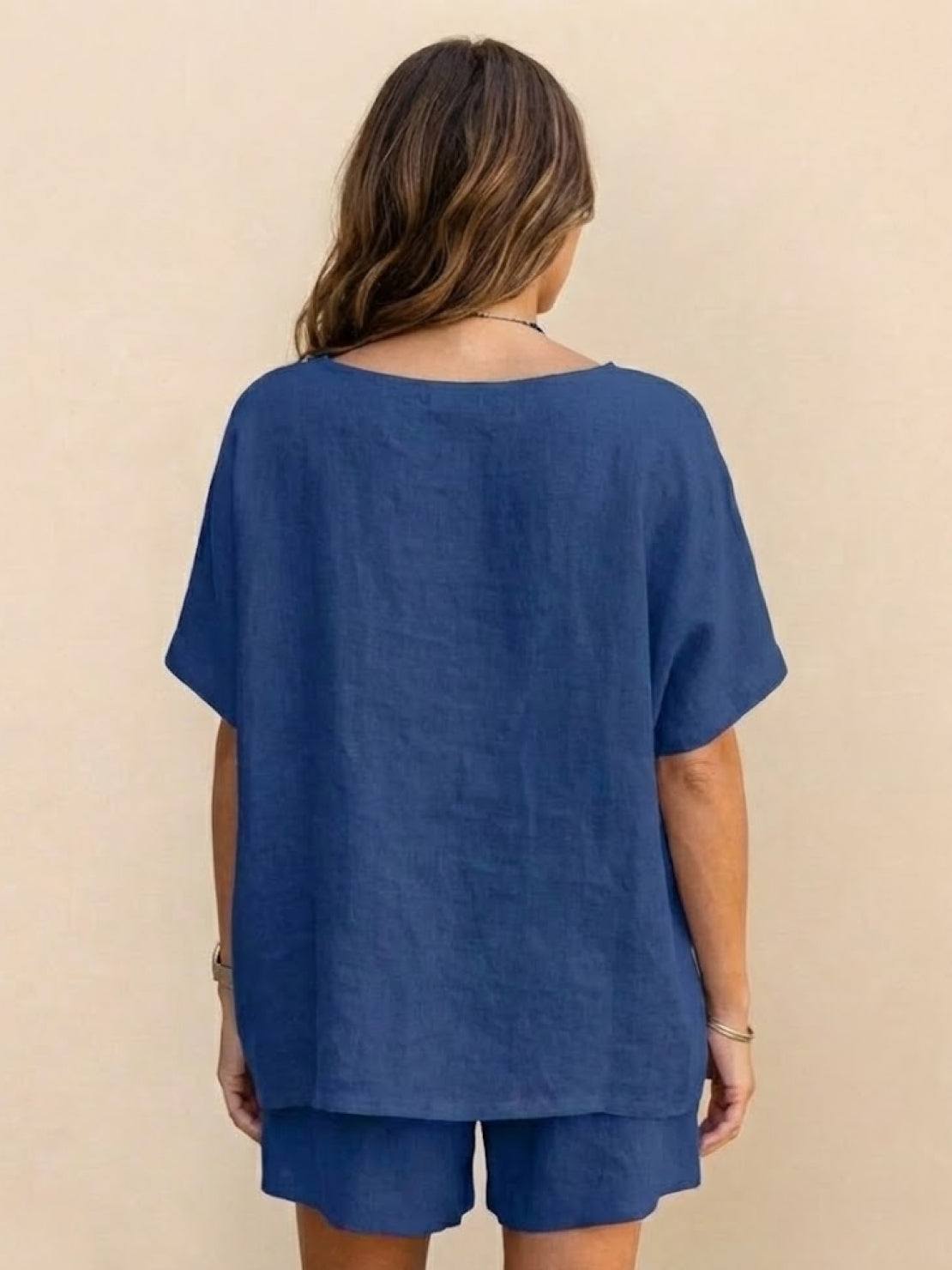 Comfy linen-like shirt and shorts two-piece set in breathable fabric for stylish summer wear