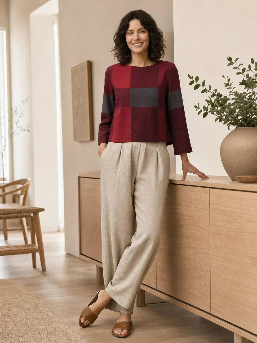 Retro Monochrome stylish top with retro design